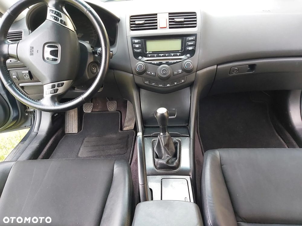 Honda Accord 2.0 Comfort - 6