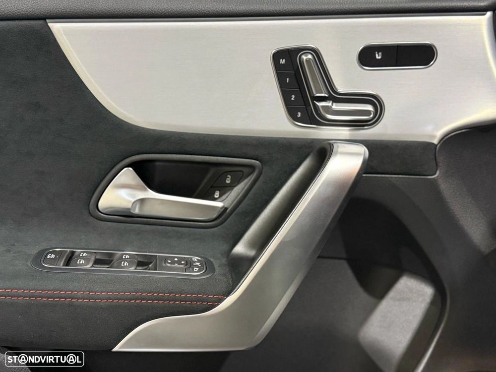 Mercedes-Benz A 45 AMG S 4Matic+ - 25