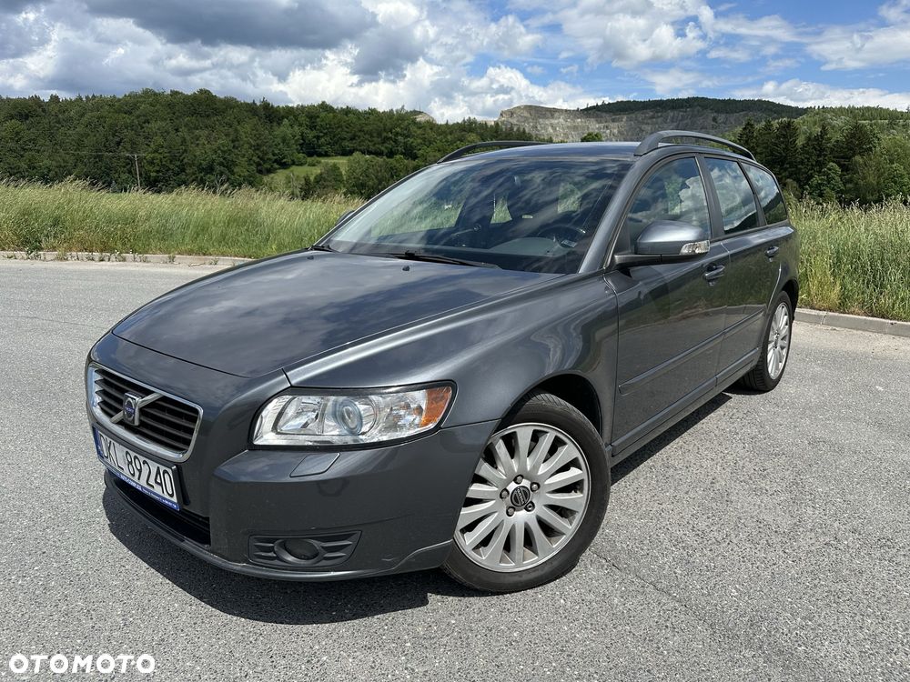 Volvo V50 - 1