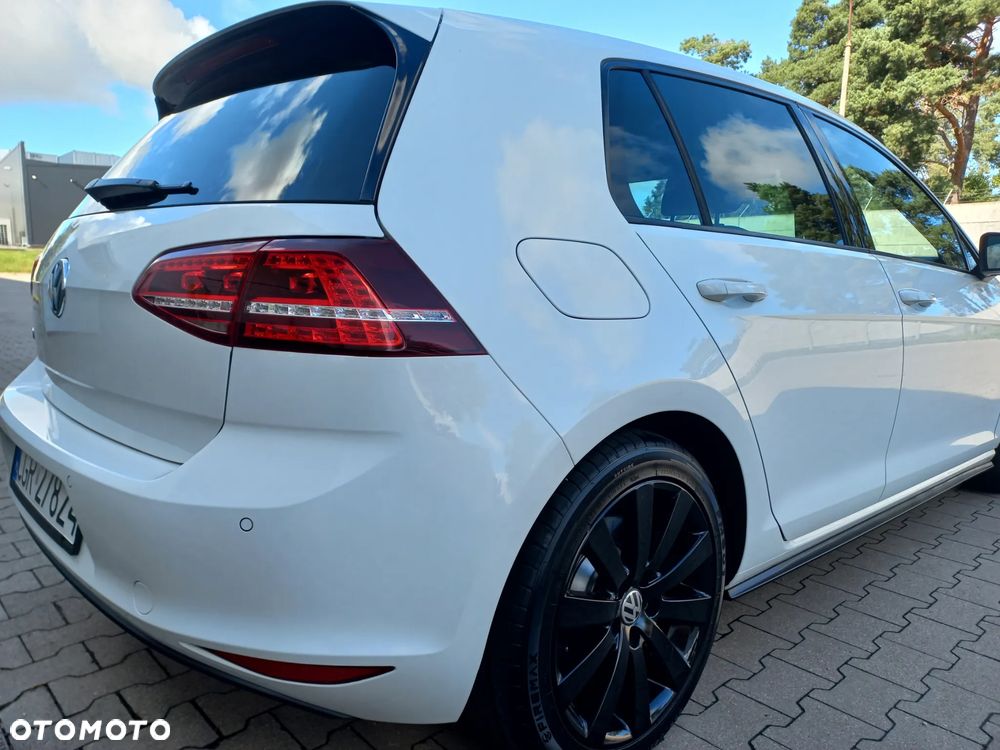 Volkswagen Golf - 13