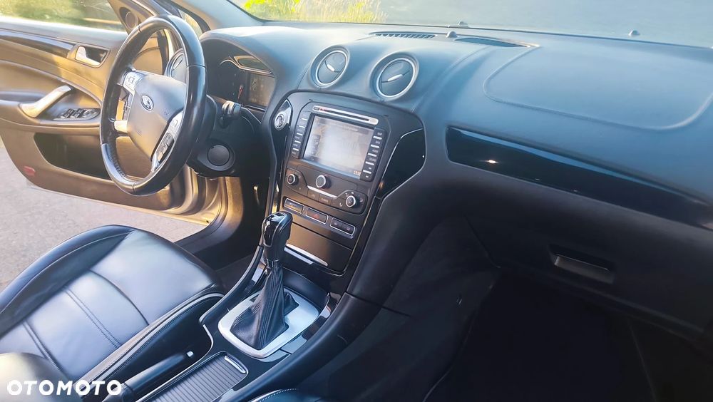Ford Mondeo 2.0 TDCi Titanium X - 10