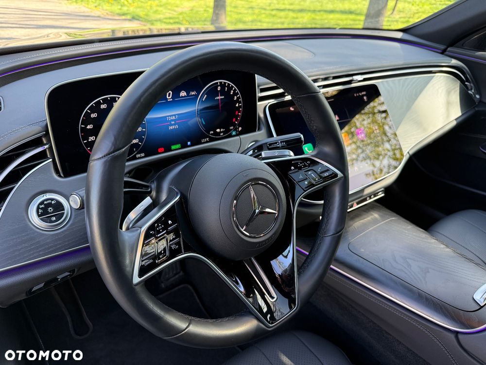 Mercedes-Benz Klasa E 300de 4Matic 9G-TRONIC Edition AVANTGARDE - 24