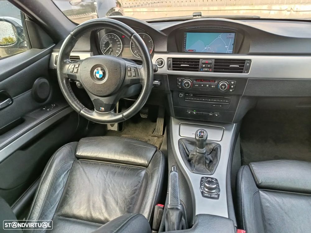 BMW 320 d Coupe - 14