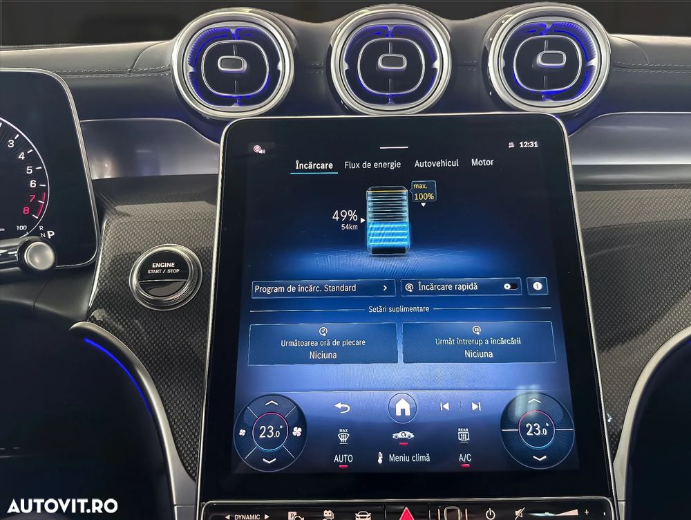 Mercedes-Benz GLC 300 e 4Matic 9G-TRONIC AMG Line Advanced - 23