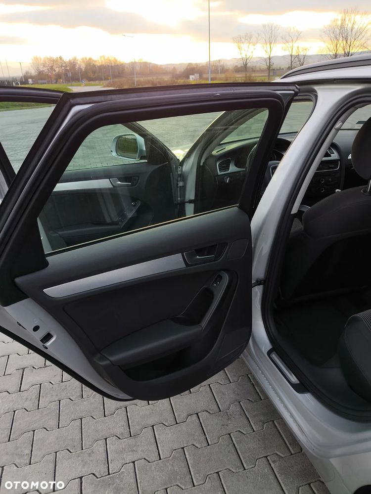 Audi A4 Avant 2.0 TDI DPF Attraction - 9