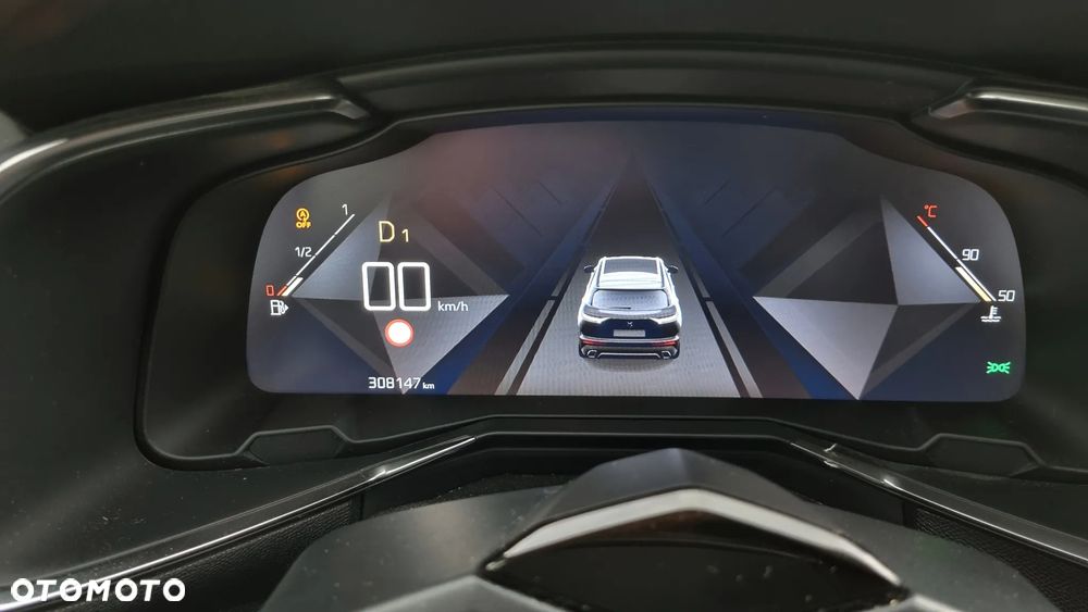 DS Automobiles DS 7 Crossback 2.0 BlueHDi Performance Line + - 24