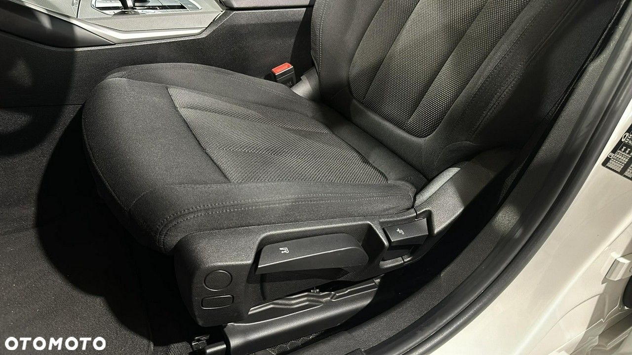 BMW Seria 3 - 14