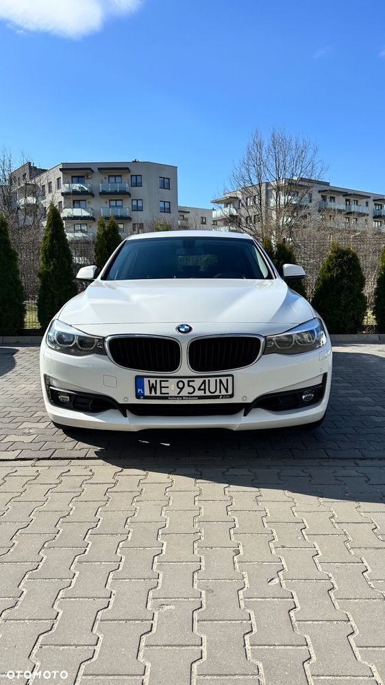 BMW 3GT 320i xDrive Advantage - 1