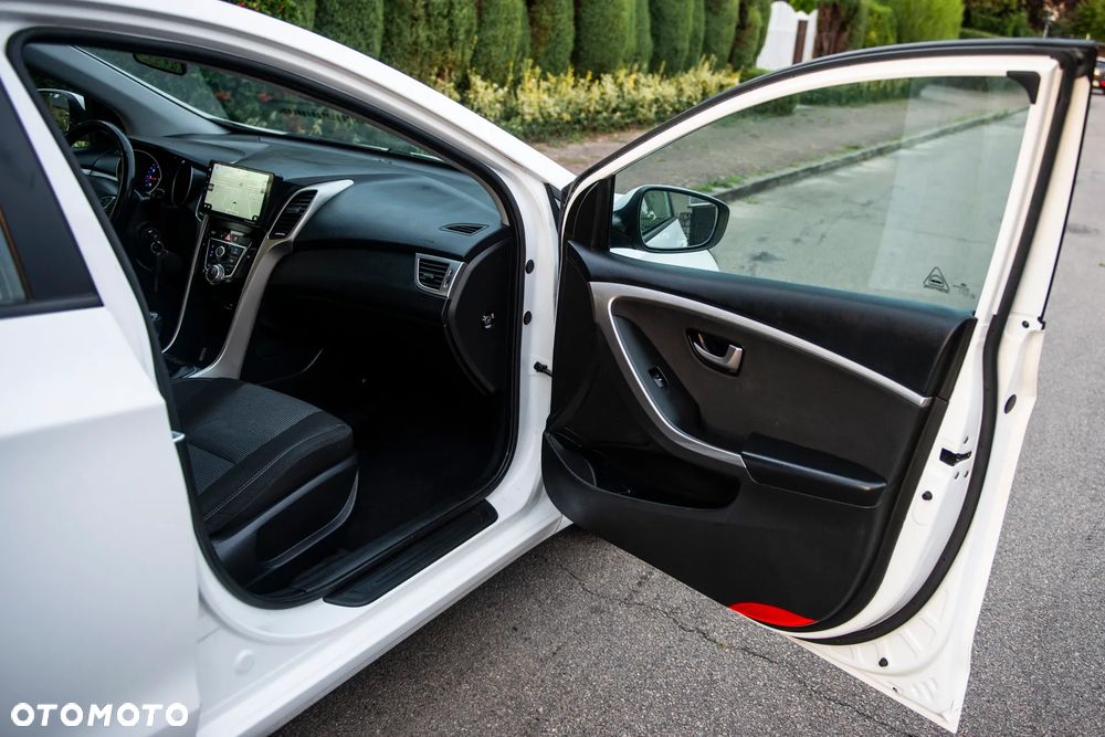 Hyundai i30 1.4 Style - 36