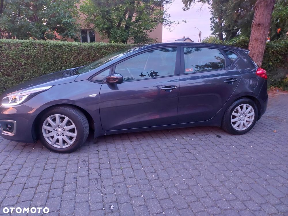 Kia Ceed 1.6 GDI Business Line - 2