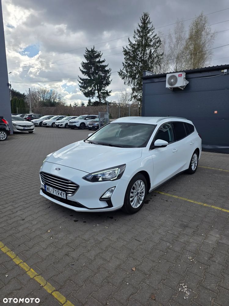 Ford Focus 1.0 EcoBoost Titanium - 1