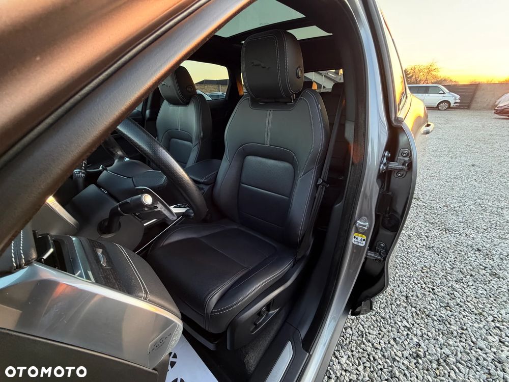 Jaguar F-Pace P400e AWD R-Dynamic S - 29