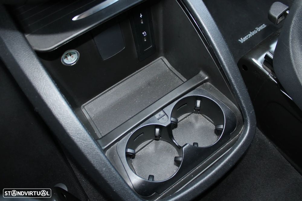 Mercedes-Benz V 250 d Longo Avantgarde - 32