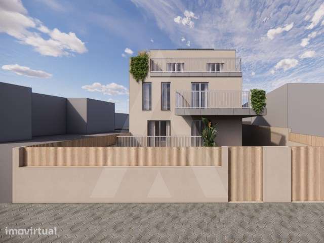 Apartamento T3 Duplex novo com piscina na Praia da Barra - Grande imagem: 3/31