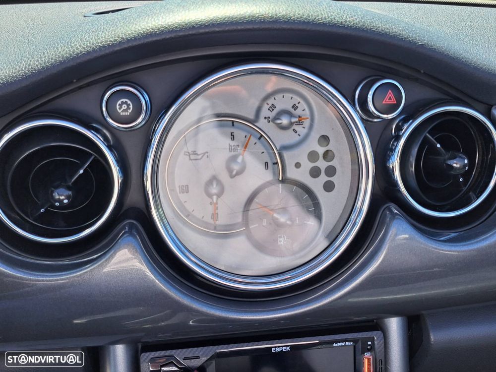 MINI Cabrio Cooper - 28