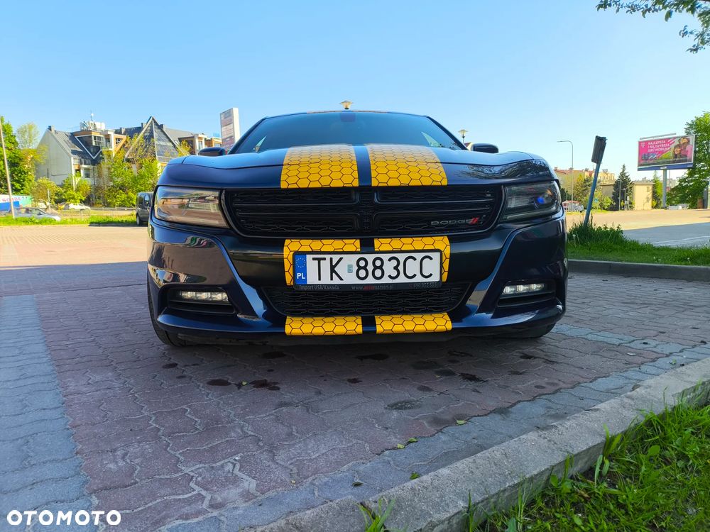 Dodge Charger - 12