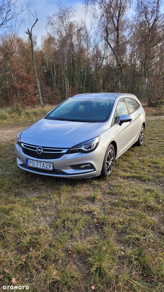 Opel Astra 1.6 CDTI Enjoy - 1
