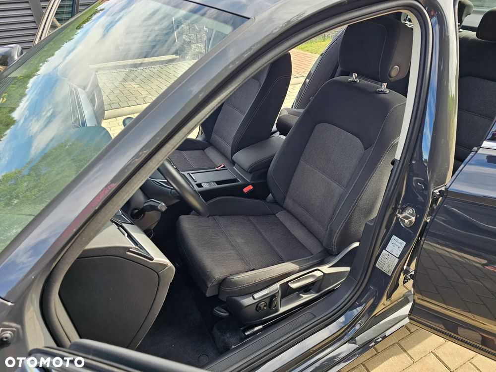Volkswagen Passat 2.0 TDI BMT Comfortline - 9
