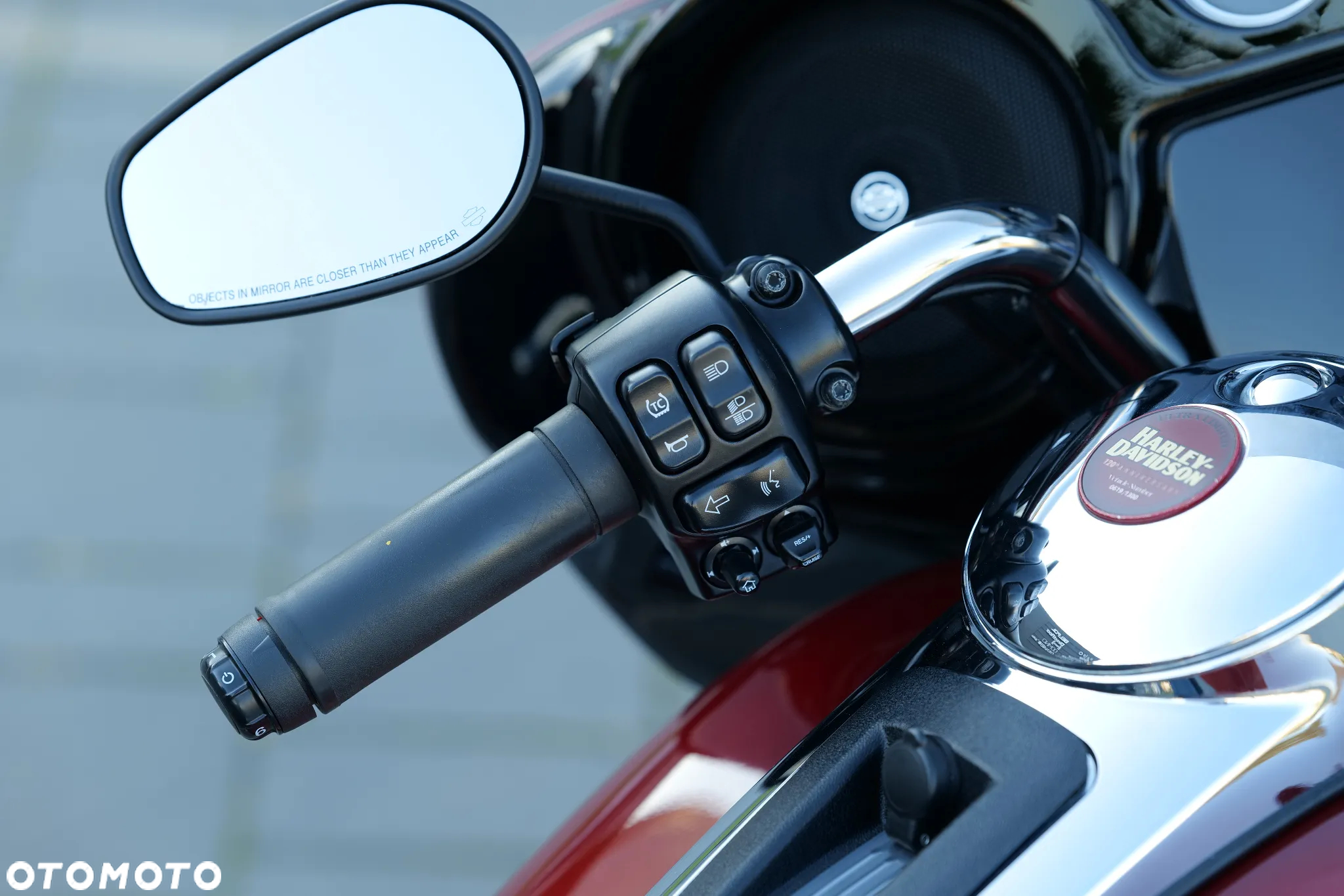 Harley-Davidson Touring Electra Glide - 18
