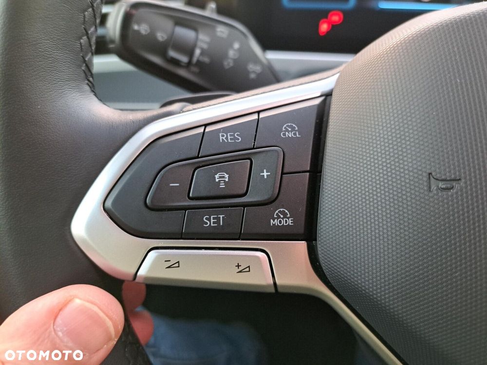 Volkswagen Passat - 26