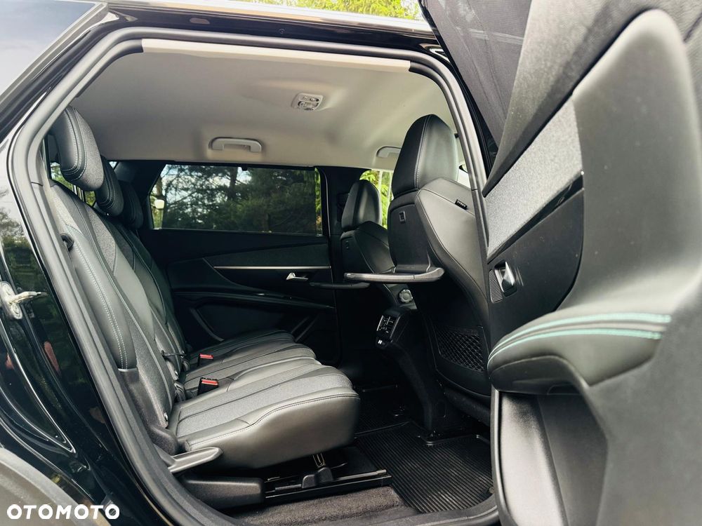 Peugeot 5008 2.0 BlueHDi Allure Pack S&S EAT8 - 34