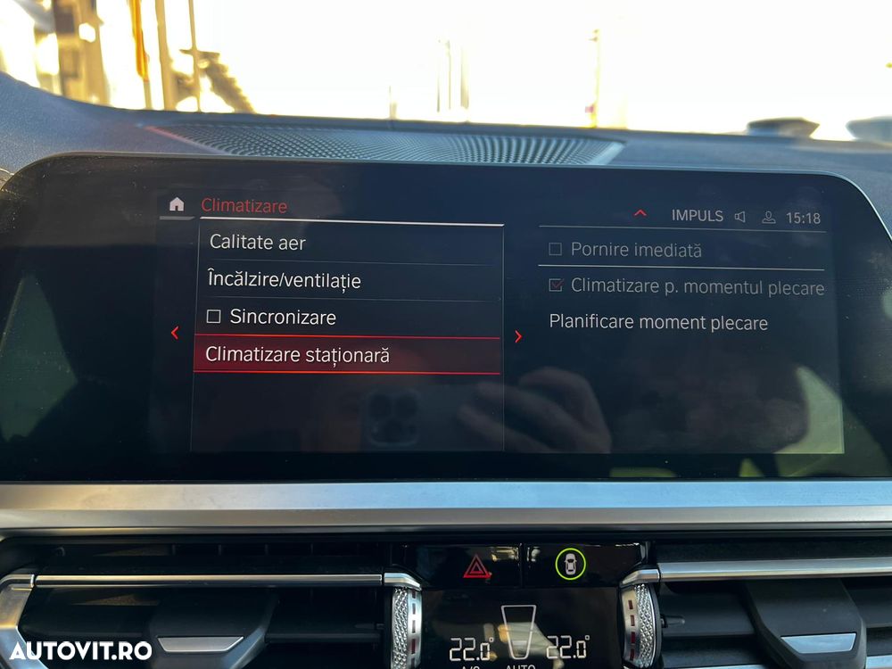 BMW Seria 3 330e Aut. Luxury Line - 34