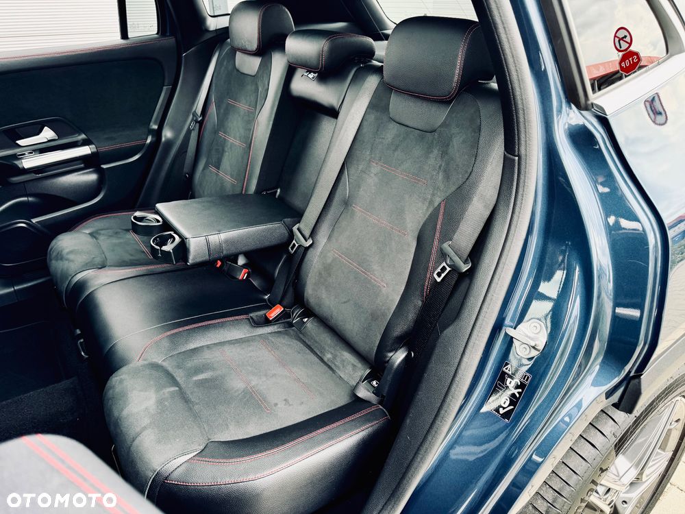 Mercedes-Benz GLA 200 d 8G-DCT AMG Line - 8