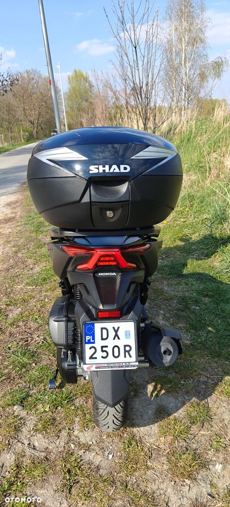 Honda NSS - 11