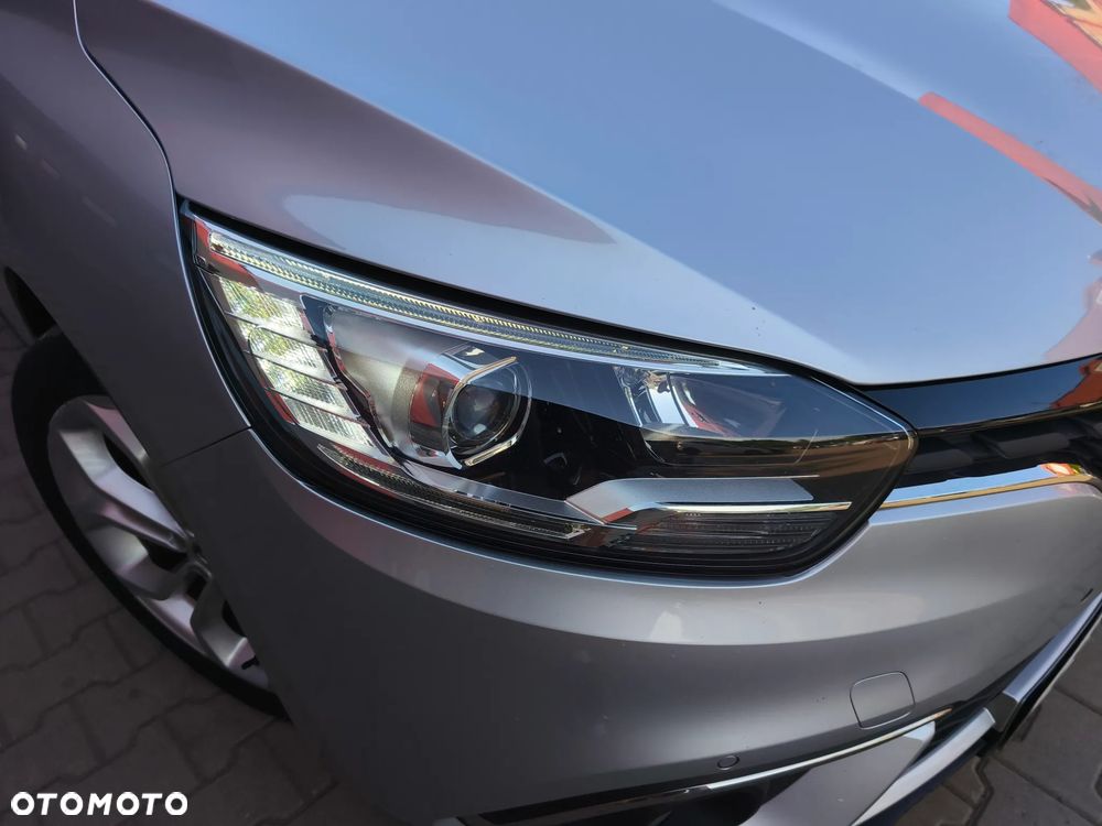 Renault Scenic 1.6 dCi Energy Bose EU6 - 21