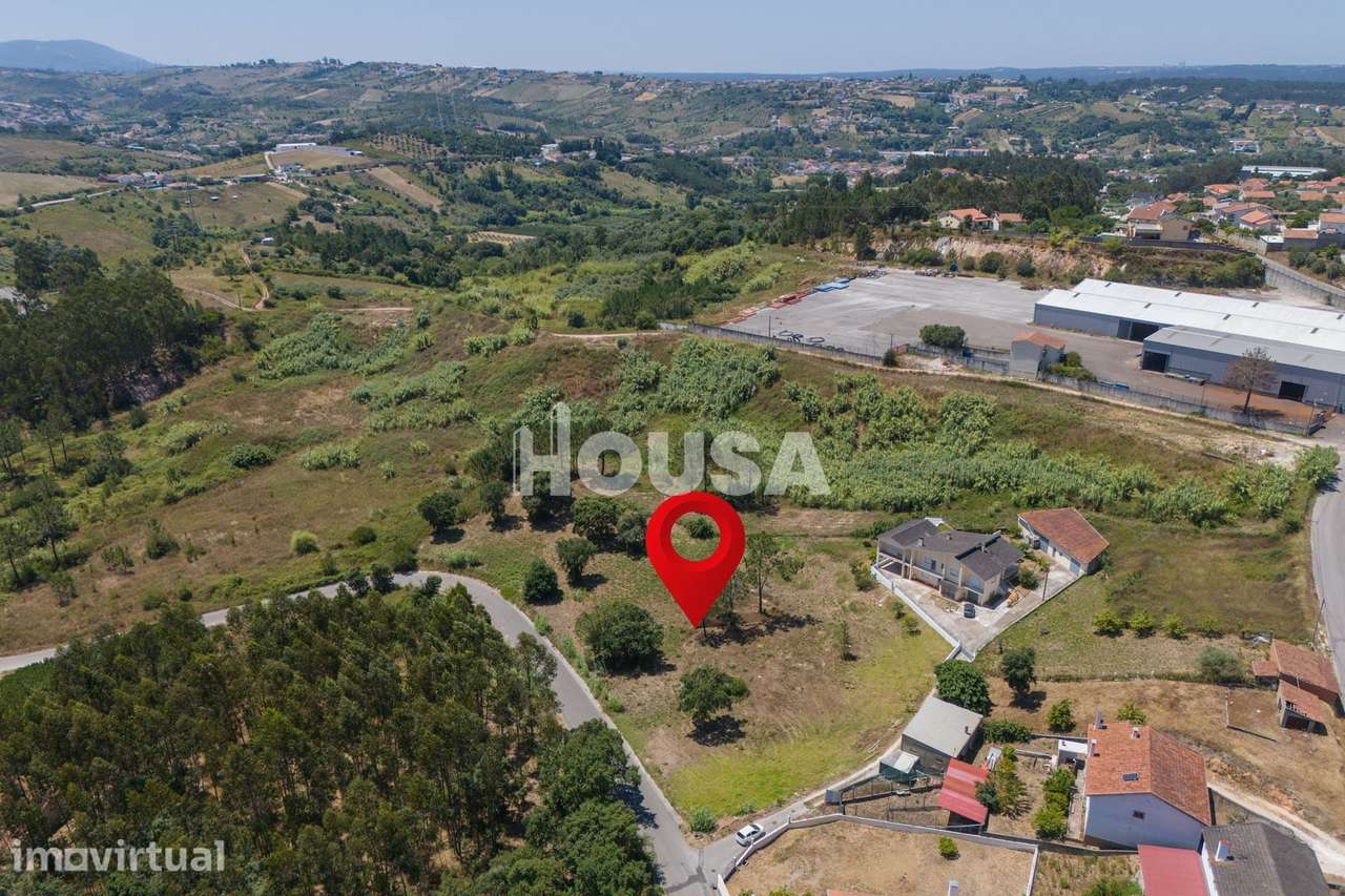 Terreno com 4.340m2 nas Cortes, Leiria. - Grande imagem: 3/56
