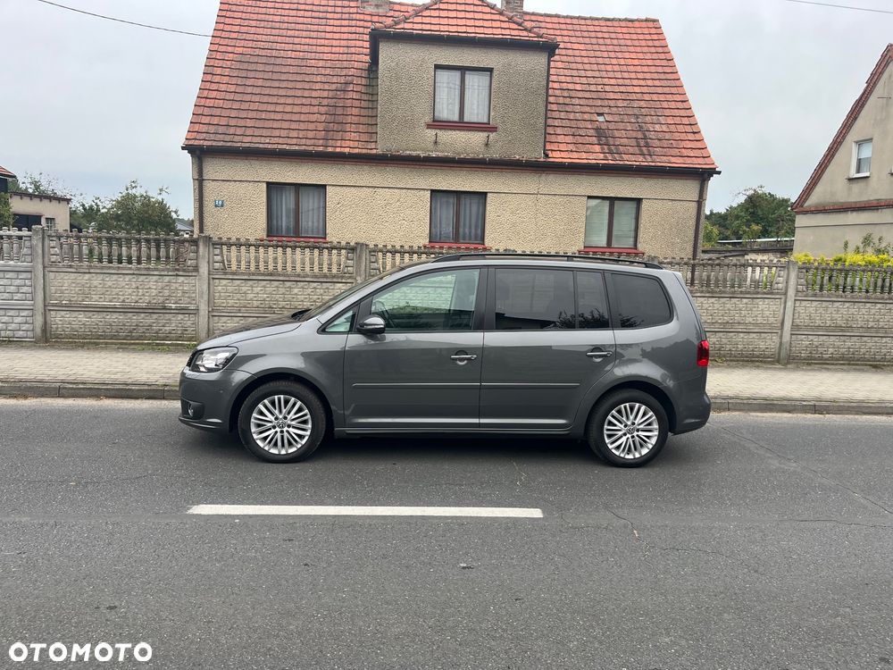 Volkswagen Touran - 6