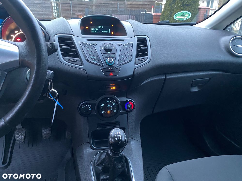 Ford Fiesta - 13