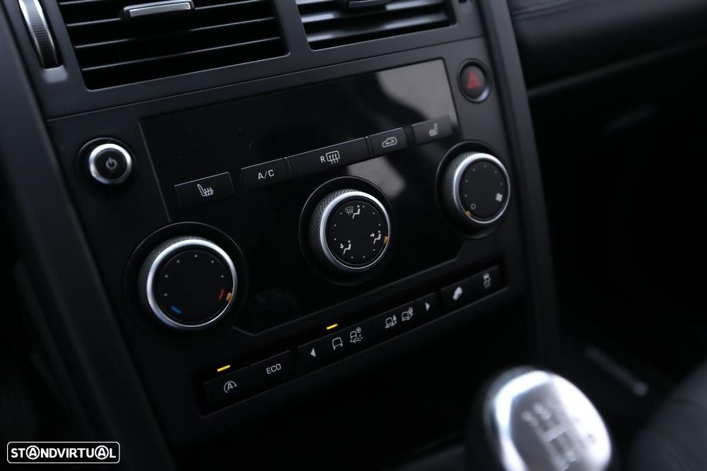 Land Rover Discovery Sport - 16