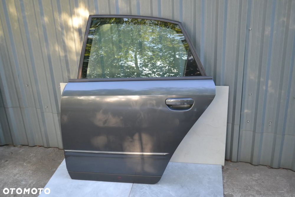 AUDI A4 B6 2001-2004 SEDAN TYŁ TYLNE LEWE LX7Z POMORSKIE - 2