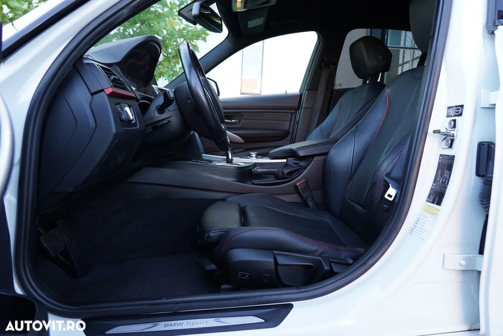BMW Seria 3 320d Aut. Sport Line - 16