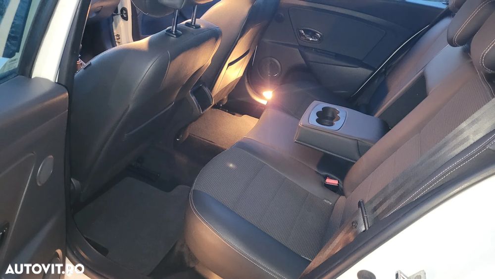 Renault Megane Grandtour ENERGY dCi 110 Start & Stopp Bose Edition - 6