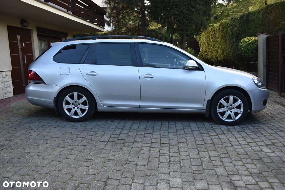 Volkswagen Golf - 2