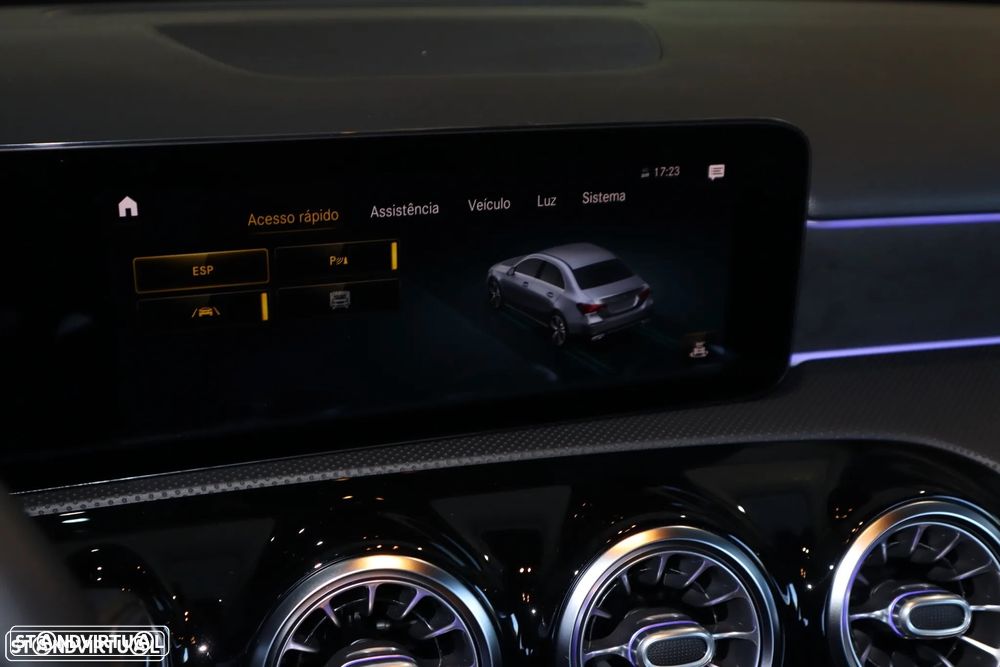 Mercedes-Benz A 250 Limousine e 8G-DCT AMG Line - 13