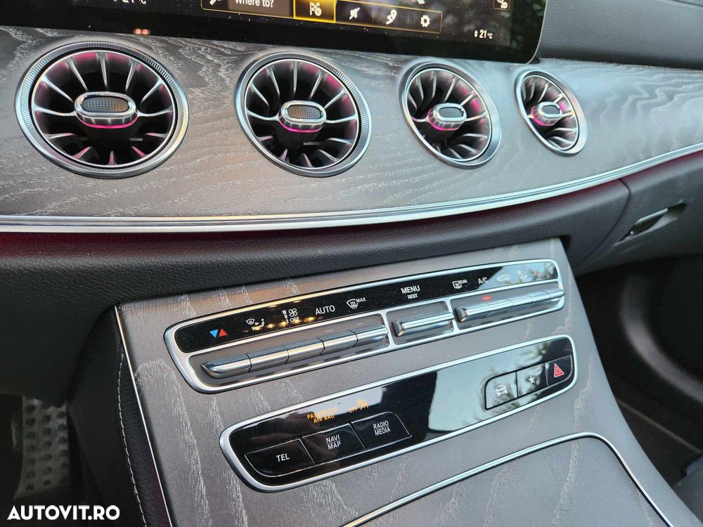 Mercedes-Benz E - 10