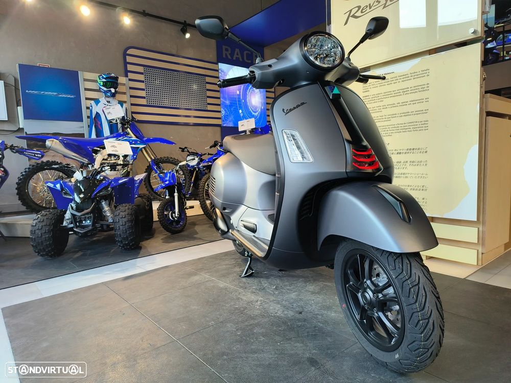Piaggio Vespa GTS 310 Super Sport Euro 5+ - 2