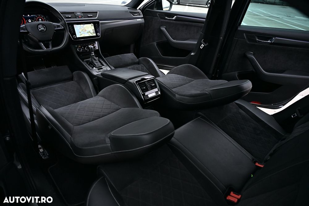 Skoda Superb 2.0 TDI DSG Sportline - 16