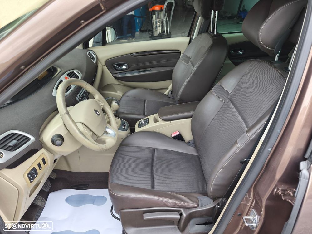 Renault Grand Scénic 1.5 dCi Luxe 7L - 9