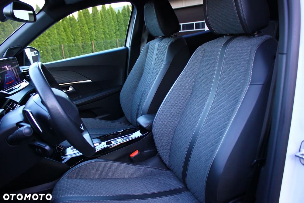 Peugeot 2008 1.5 BlueHDi Allure S&S EAT8 - 25