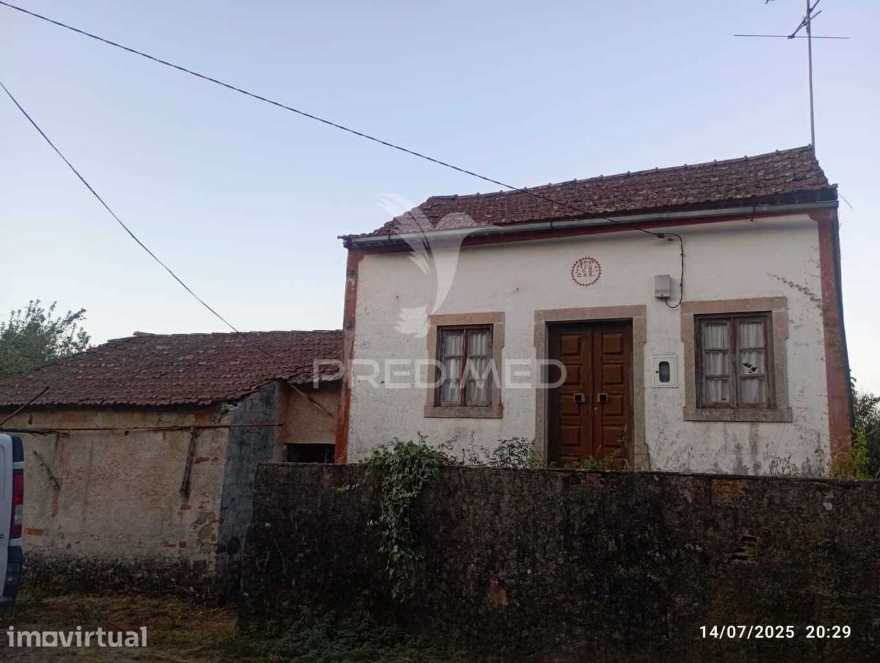 Moradia T3 para recuperação em Alvaiázere - Grande imagem: 2/39