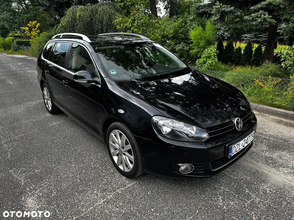 Volkswagen Golf - 1