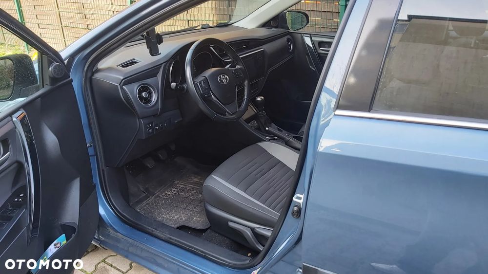Toyota Auris 1.6 Comfort - 5