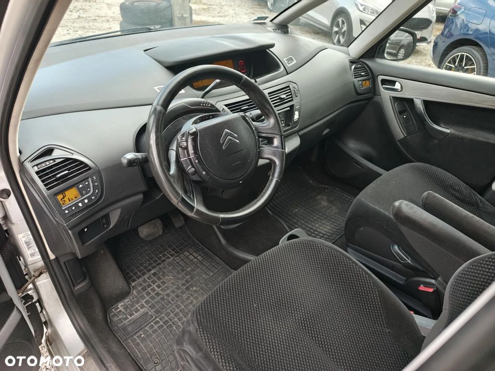 Citroën C4 Picasso - 12