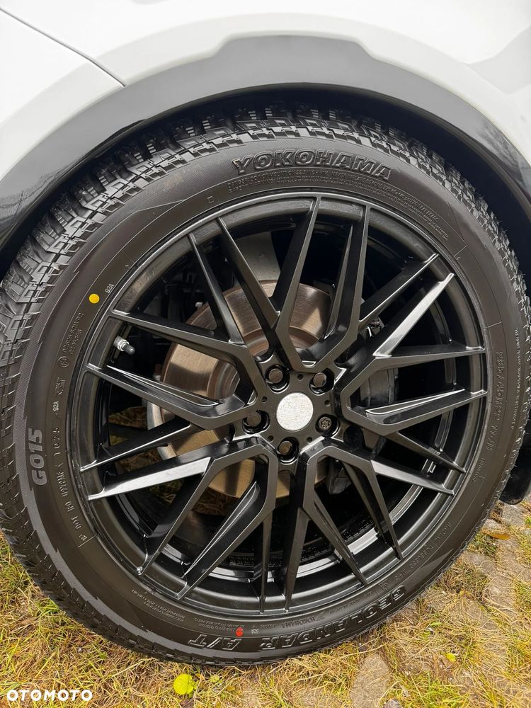 Land Rover Discovery 3.0 V6 Supercharged HSE - 6