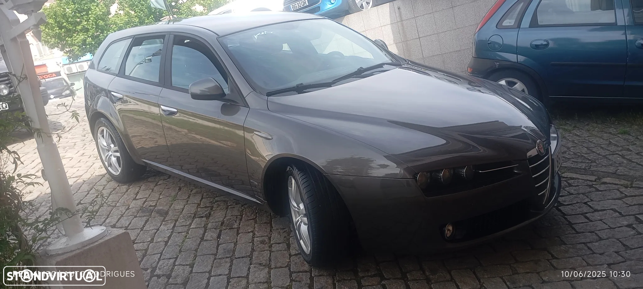 Alfa Romeo 159 Sportwagon 1.9 JTDm 16V Elegante - 2