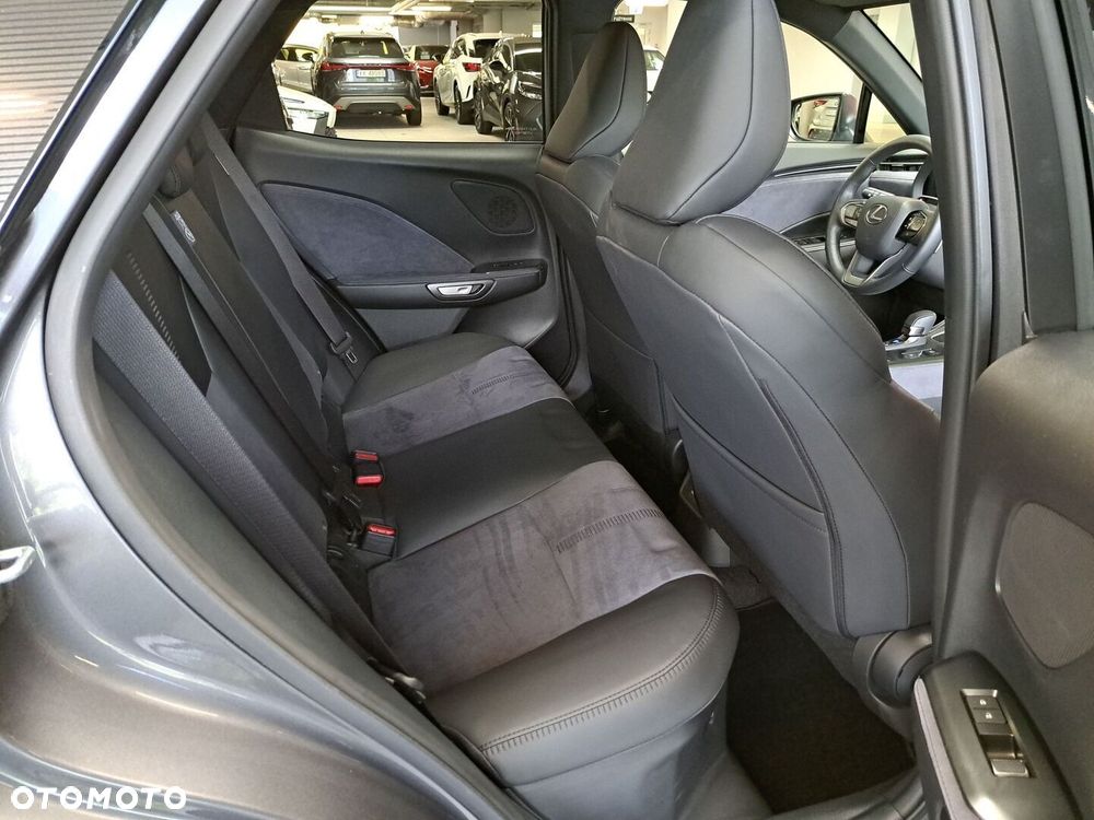 Lexus LBX 1.5 Hybrid Original Edition AWD - 13